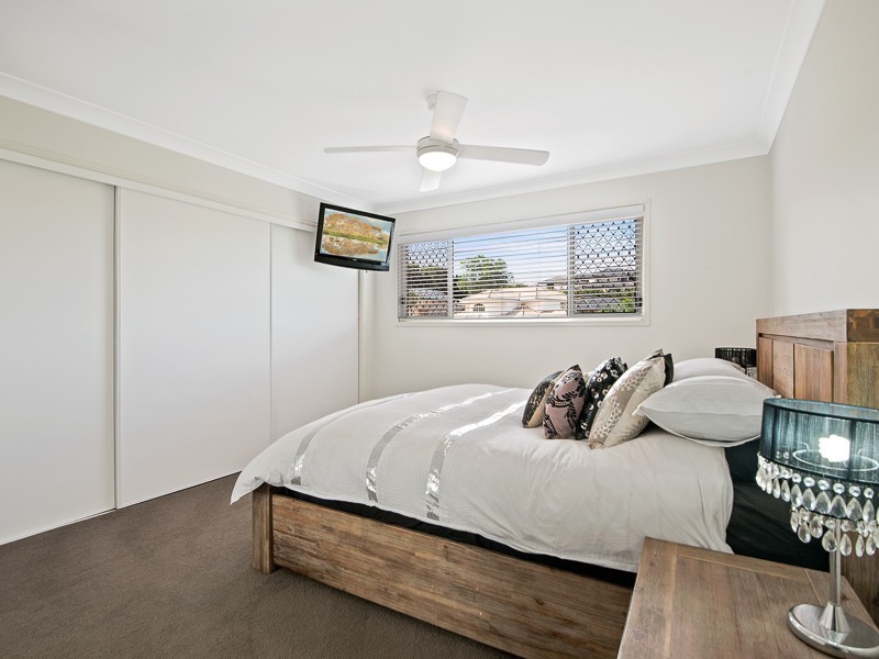 3 Myrtle Place, Albany Creek QLD 4035