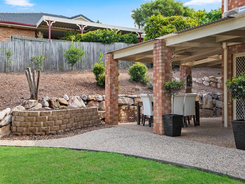 3 Myrtle Place, Albany Creek QLD 4035