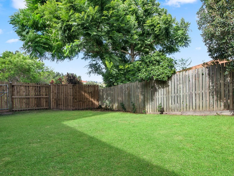 3 Myrtle Place, Albany Creek QLD 4035