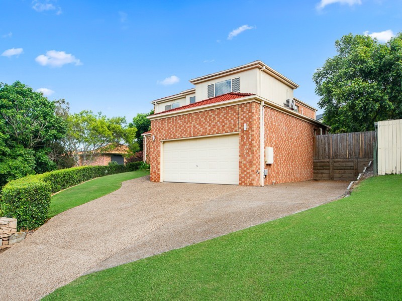 3 Myrtle Place, Albany Creek QLD 4035