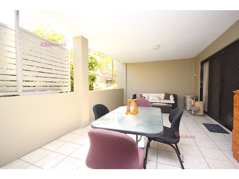 2/550 Sandgate Road, Clayfield QLD 4011