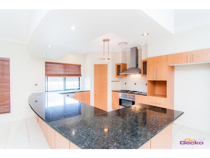 20 Riversleigh Crescent, Eatons Hill QLD 4037