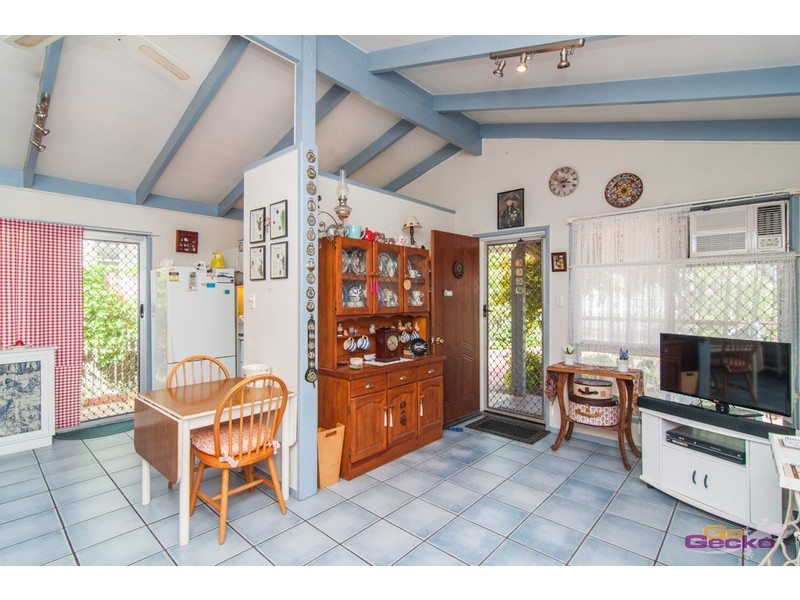 87 Burralong Street, Deagon QLD 4017