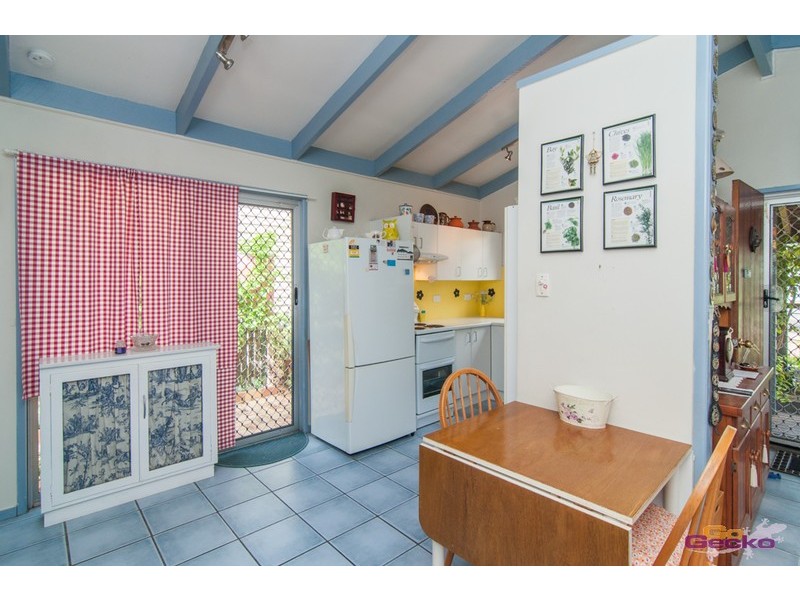 87 Burralong Street, Deagon QLD 4017