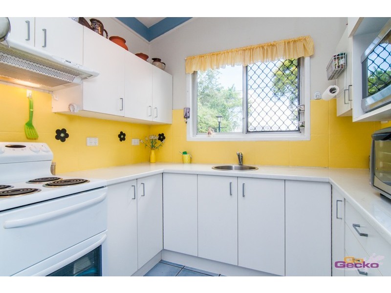 87 Burralong Street, Deagon QLD 4017