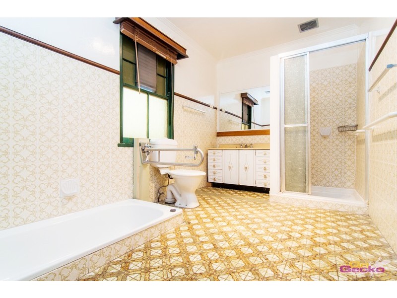 14 Kelly Road, Virginia QLD 4014