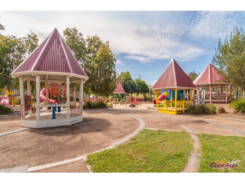 20 Oxford Place, Fitzgibbon QLD 4018