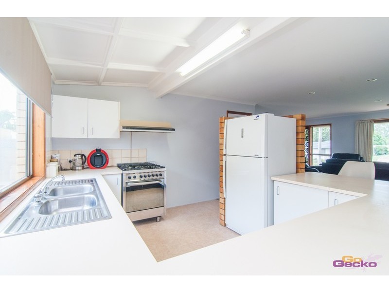 21 Willow Street, Albany Creek QLD 4035