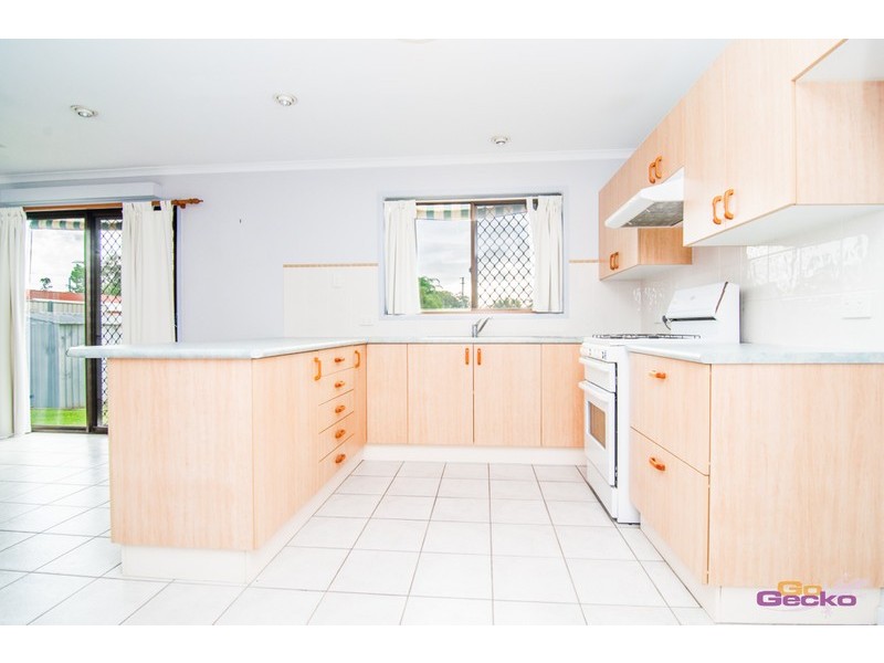 21 Willow Street, Albany Creek QLD 4035