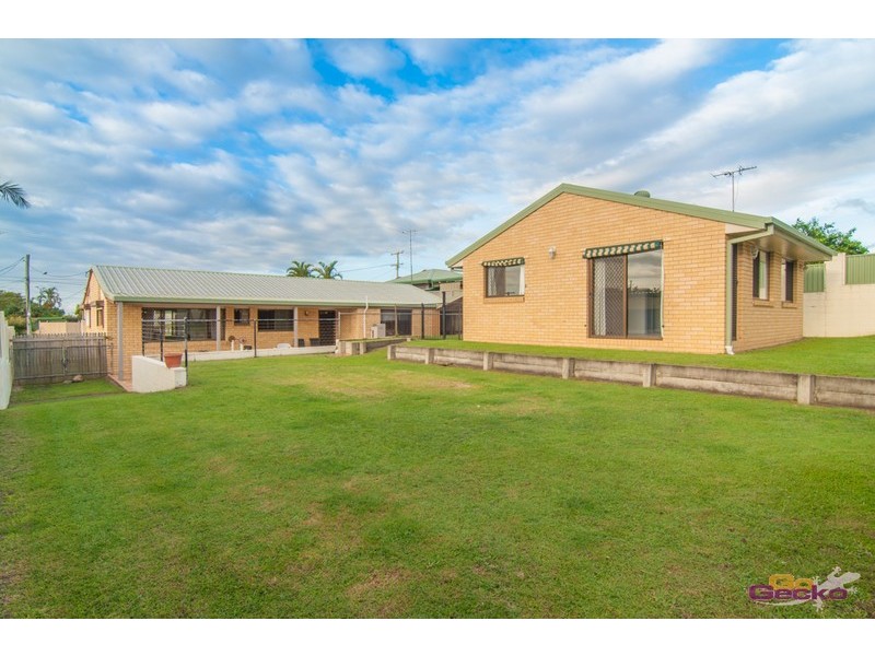 21 Willow Street, Albany Creek QLD 4035