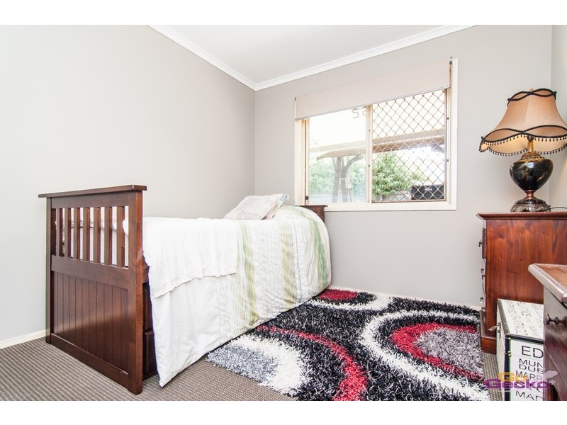 12 Iris Place, Fitzgibbon QLD 4018