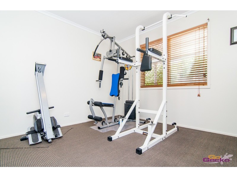 12 Iris Place, Fitzgibbon QLD 4018