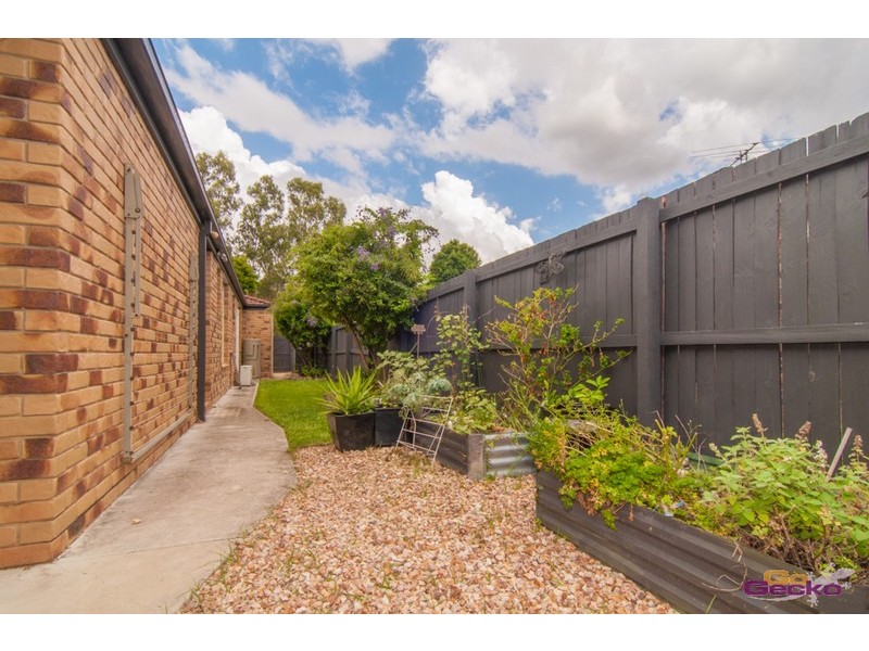 12 Iris Place, Fitzgibbon QLD 4018