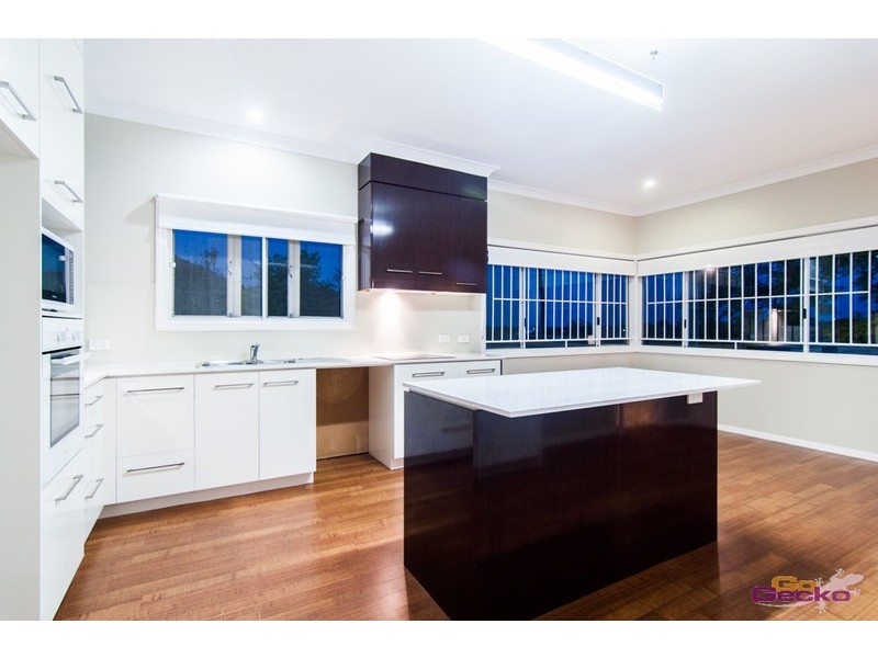 101 Spence Road, Wavell Heights QLD 4012