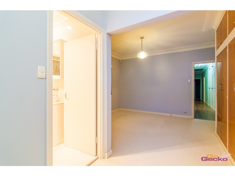 101 Spence Road, Wavell Heights QLD 4012