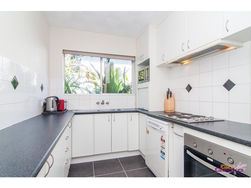 2/747 Sandgate Road, Clayfield QLD 4011