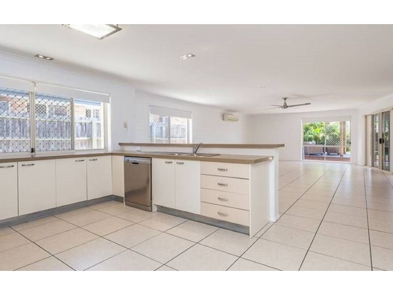 11 Canundra Street, North Lakes QLD 4509