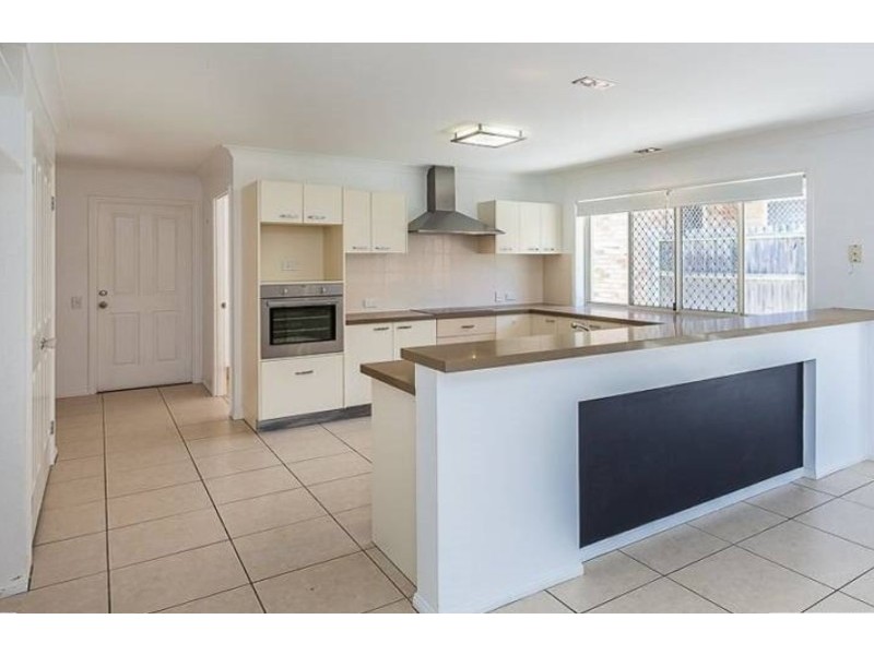 11 Canundra Street, North Lakes QLD 4509