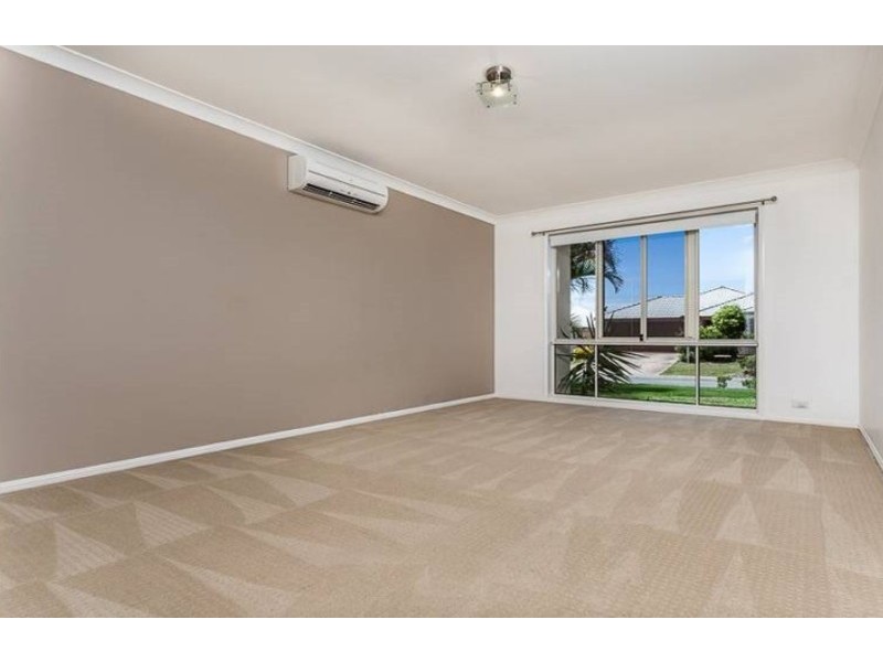 11 Canundra Street, North Lakes QLD 4509