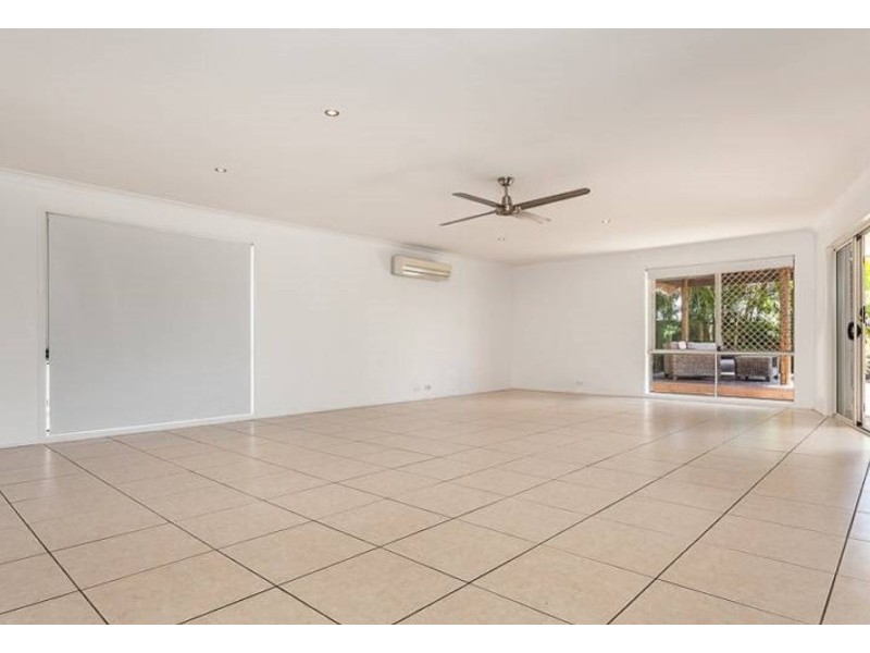 11 Canundra Street, North Lakes QLD 4509