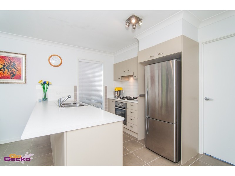 27 Hillside Circuit, Chermside West QLD 4032