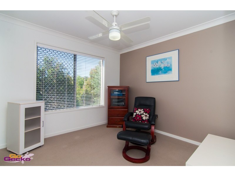 27 Hillside Circuit, Chermside West QLD 4032