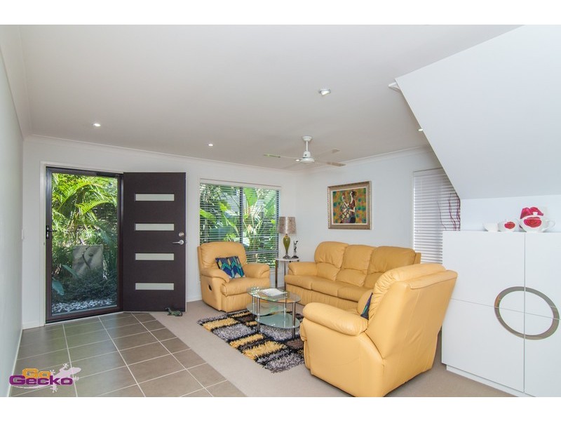 27 Hillside Circuit, Chermside West QLD 4032