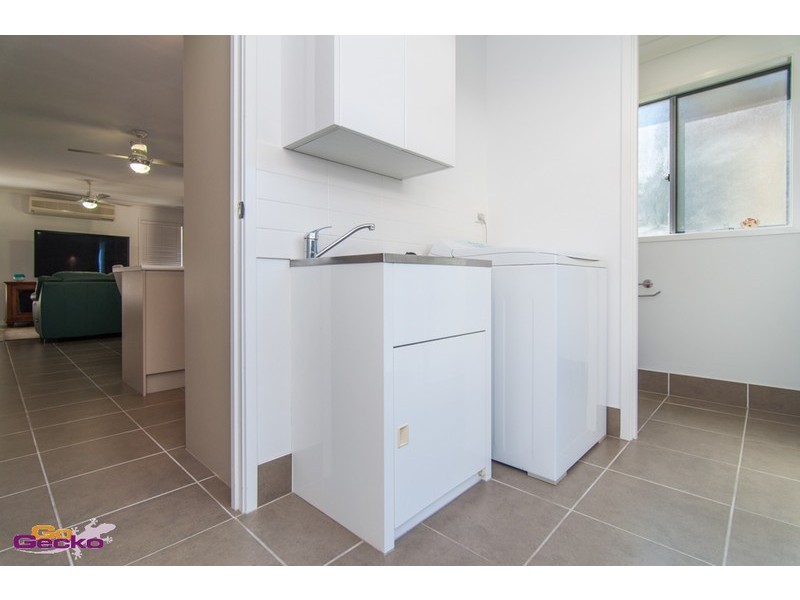 27 Hillside Circuit, Chermside West QLD 4032