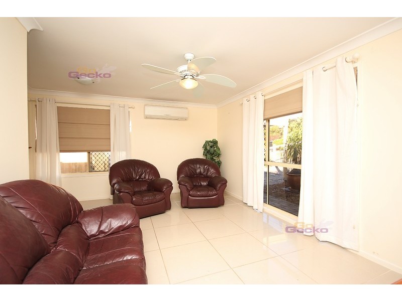 23 Gordon Road, Ferny Hills QLD 4055