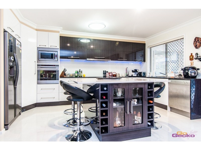 13 Leopard Tree Close, Bracken Ridge QLD 4017