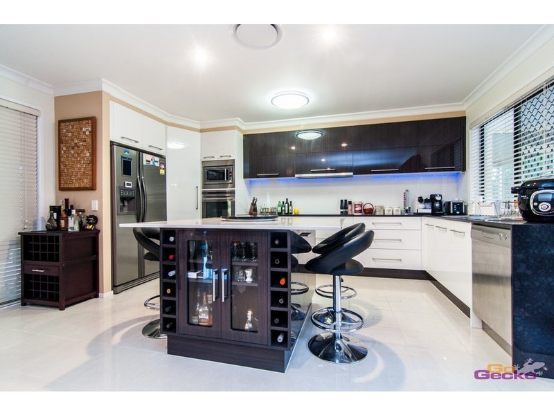 13 Leopard Tree Close, Bracken Ridge QLD 4017