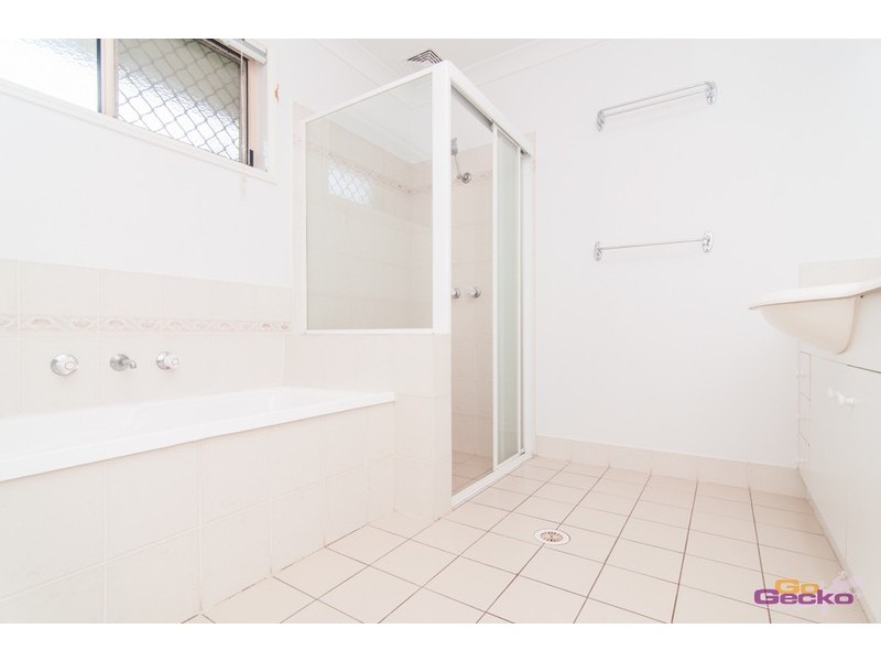 87 Silkyoak Circuit, Fitzgibbon QLD 4018