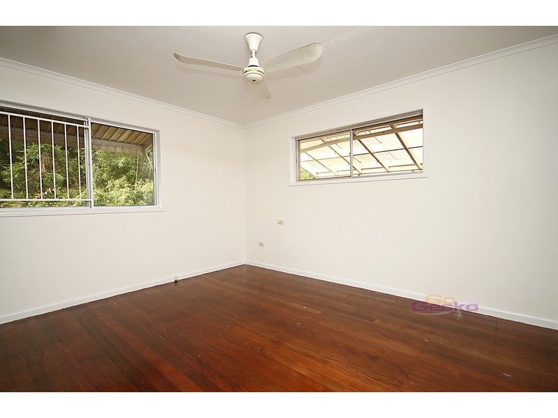 12 Sumar Street, Wavell Heights QLD 4012