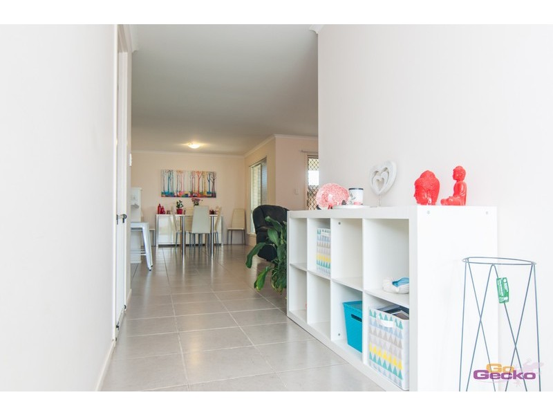 10 Eve Court, Kallangur QLD 4503