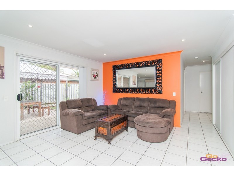 93 Silkyoak Circuit, Fitzgibbon QLD 4018