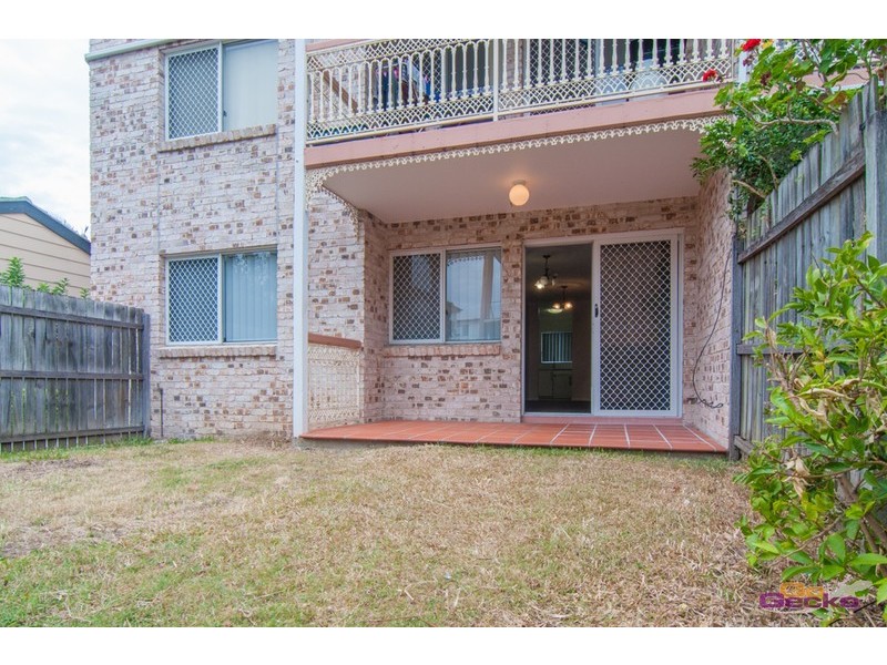 2/10 Surrey Street, Nundah QLD 4012
