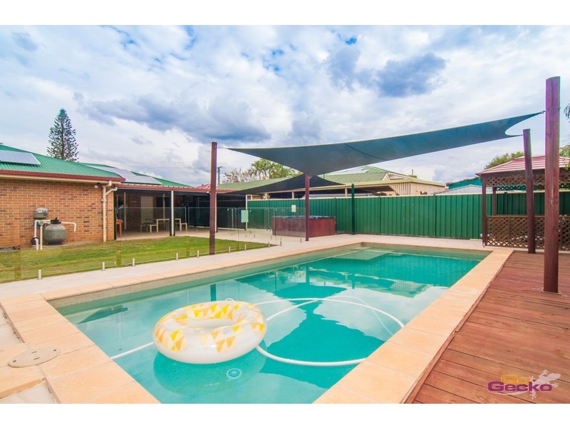 16 Viscount Street, Bray Park QLD 4500