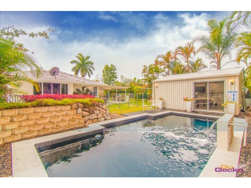 3 Grenoble Street, Petrie QLD 4502