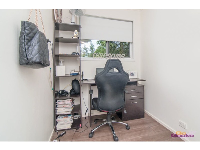 3 Grenoble Street, Petrie QLD 4502