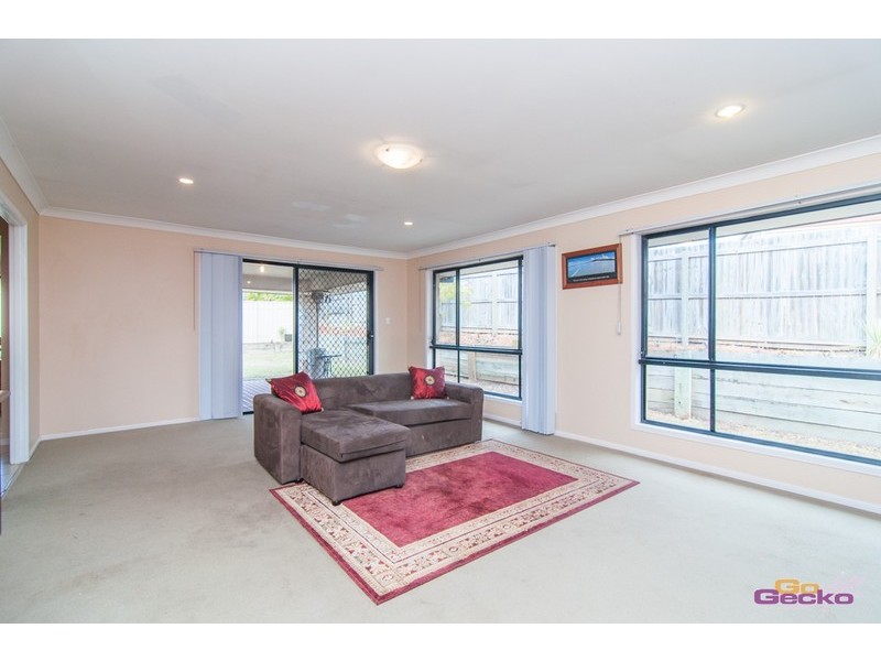 30 Meander Street, Warner QLD 4500