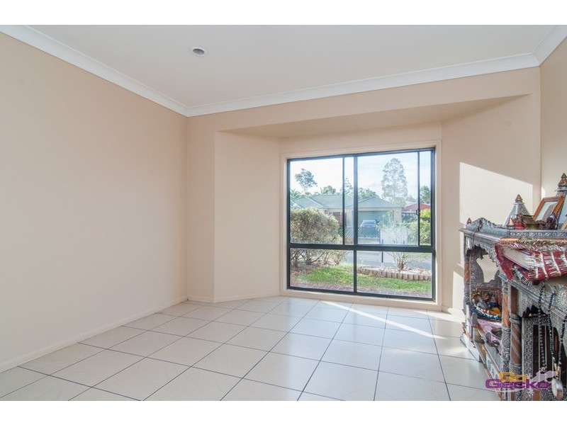 30 Meander Street, Warner QLD 4500