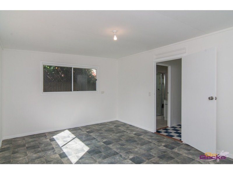 4 Sarah Street, Deagon QLD 4017