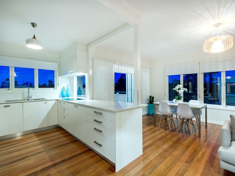 18 Kingaroy Street, Stafford Heights QLD 4053