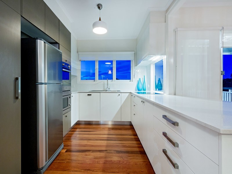 18 Kingaroy Street, Stafford Heights QLD 4053