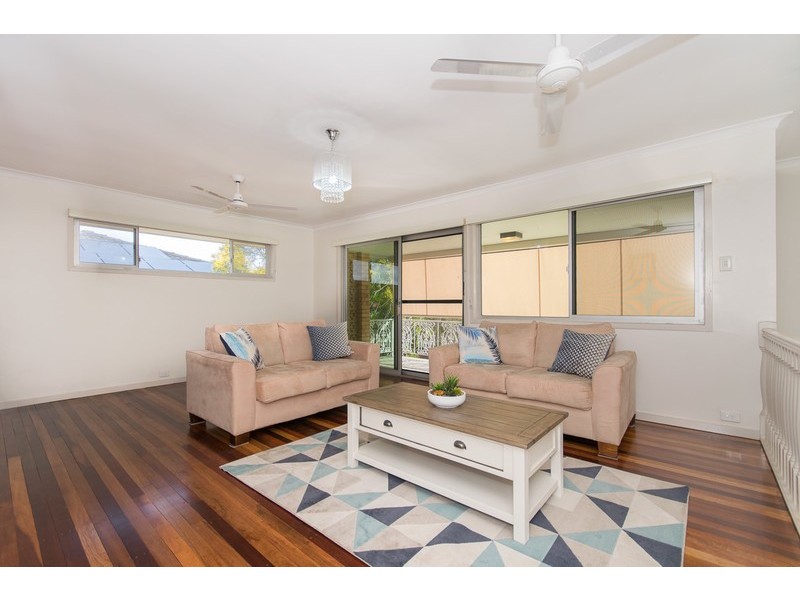 19 Fairlane Street, Chermside West QLD 4032