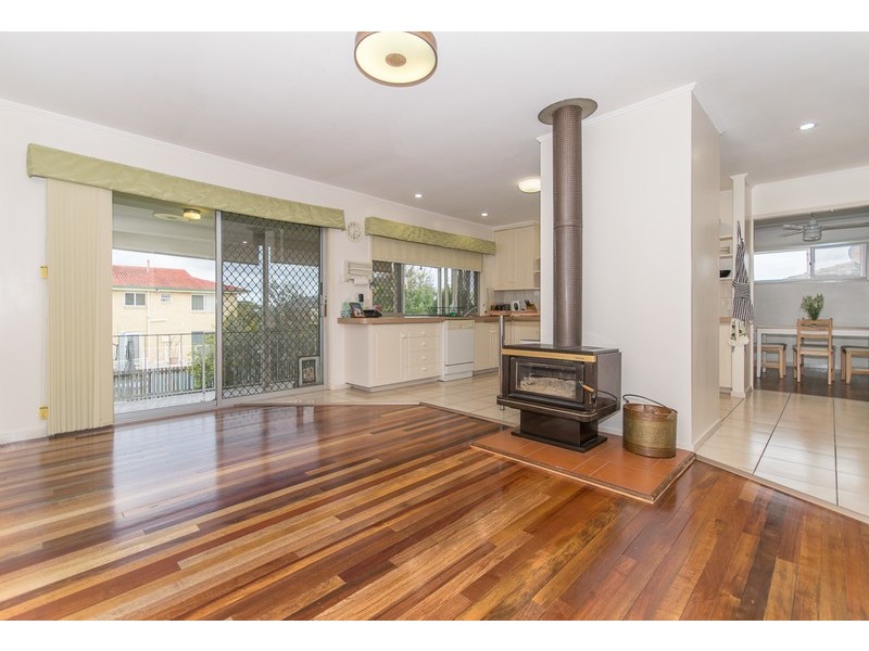 19 Fairlane Street, Chermside West QLD 4032