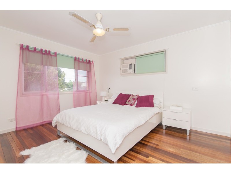 19 Fairlane Street, Chermside West QLD 4032