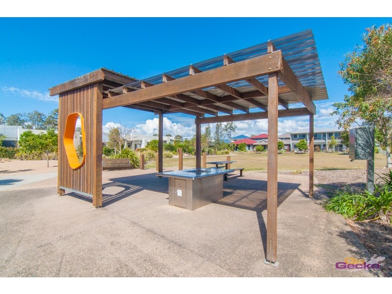 13 Daintree Park Way, Fitzgibbon QLD 4018