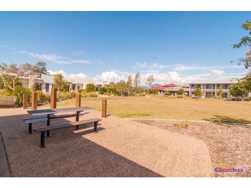 13 Daintree Park Way, Fitzgibbon QLD 4018