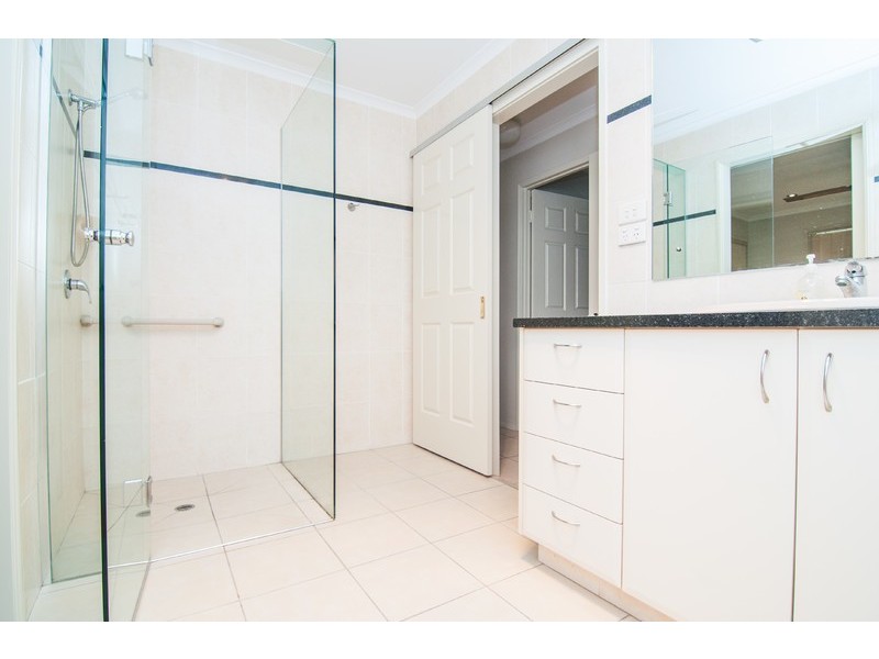 2/18 Wavey Street, Zillmere QLD 4034